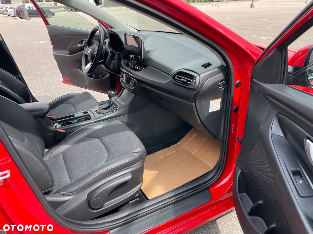 Hyundai i30 Kombi 1.5 T-GDI 48V-Hybrid DCT Prime - 23