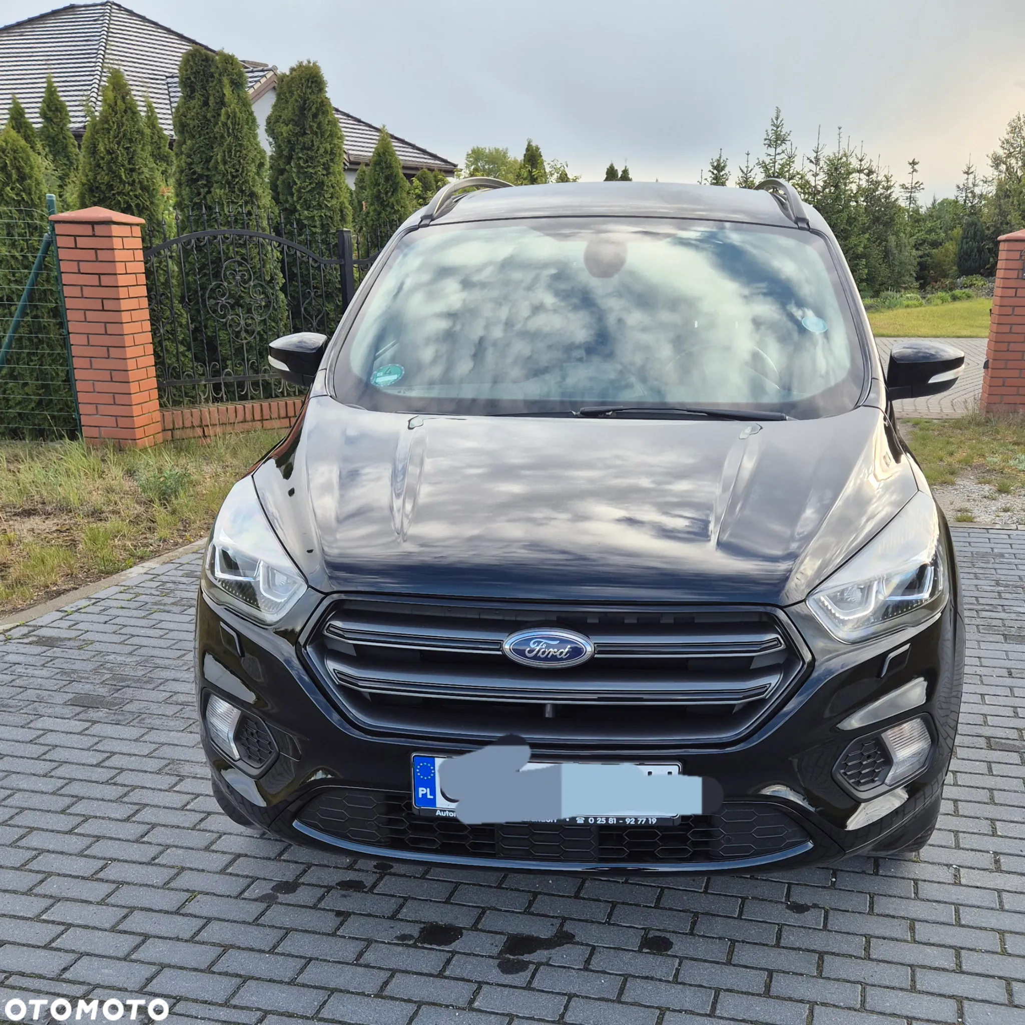 Ford Kuga 2.0 TDCi 2x4 ST-Line - 2