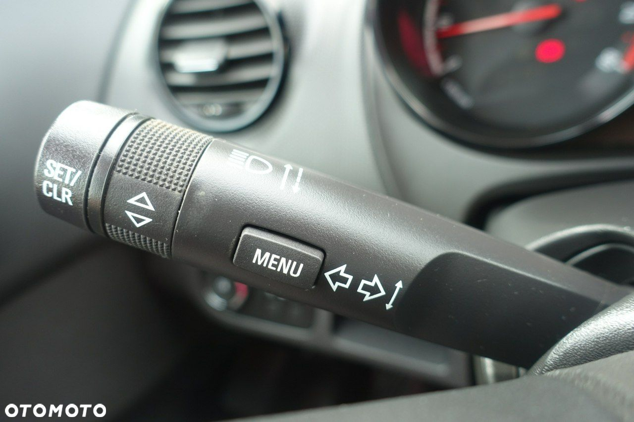 Opel Meriva - 28