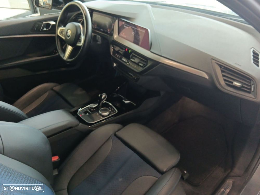 BMW 116 d Pack Desportivo M Auto - 4