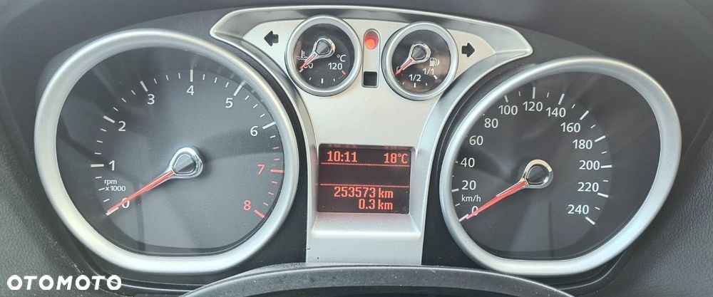 Ford Focus - 11