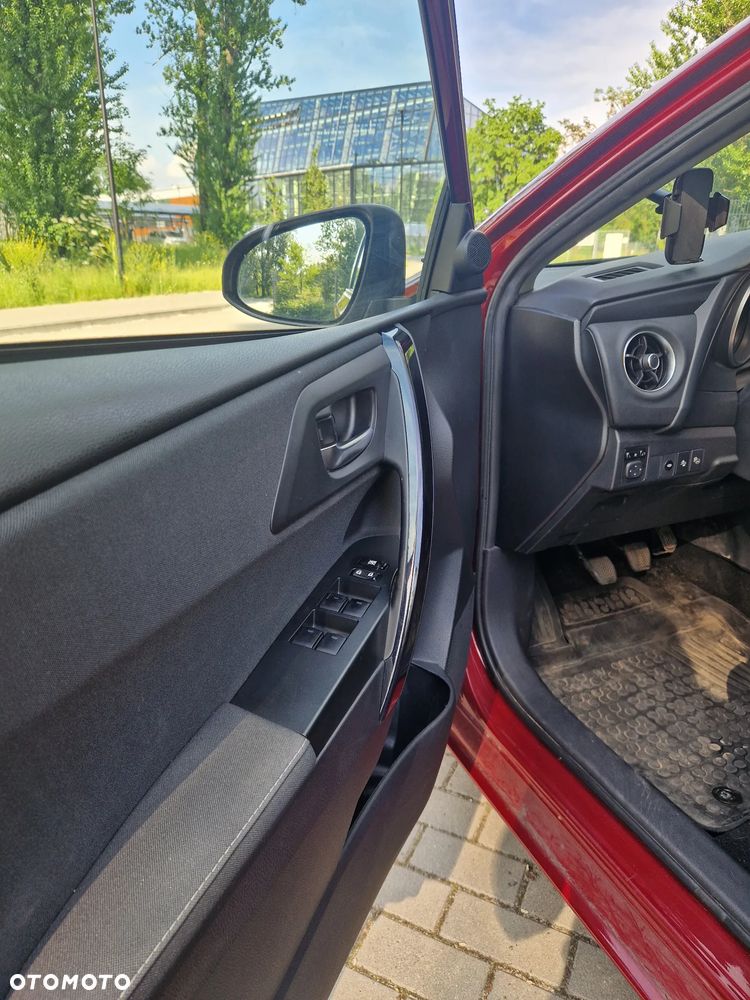 Toyota Auris 1.6 D-4D Comfort - 16