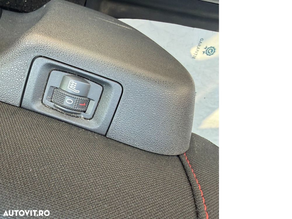 Citroën C3 1.2 PureTech S&S EAT6 Shine - 17