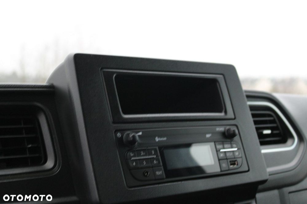 Renault Master - 18