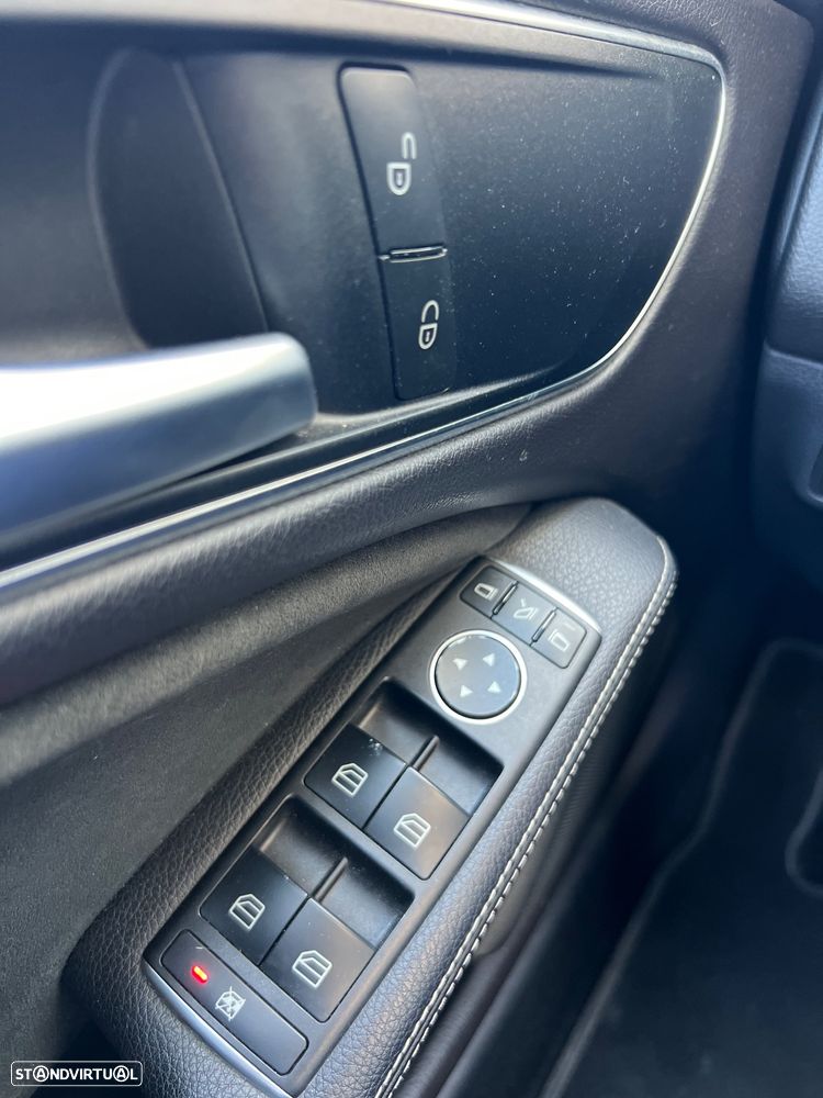 Mercedes-Benz CLA 220 d Shooting Brake AMG Line Aut. - 42