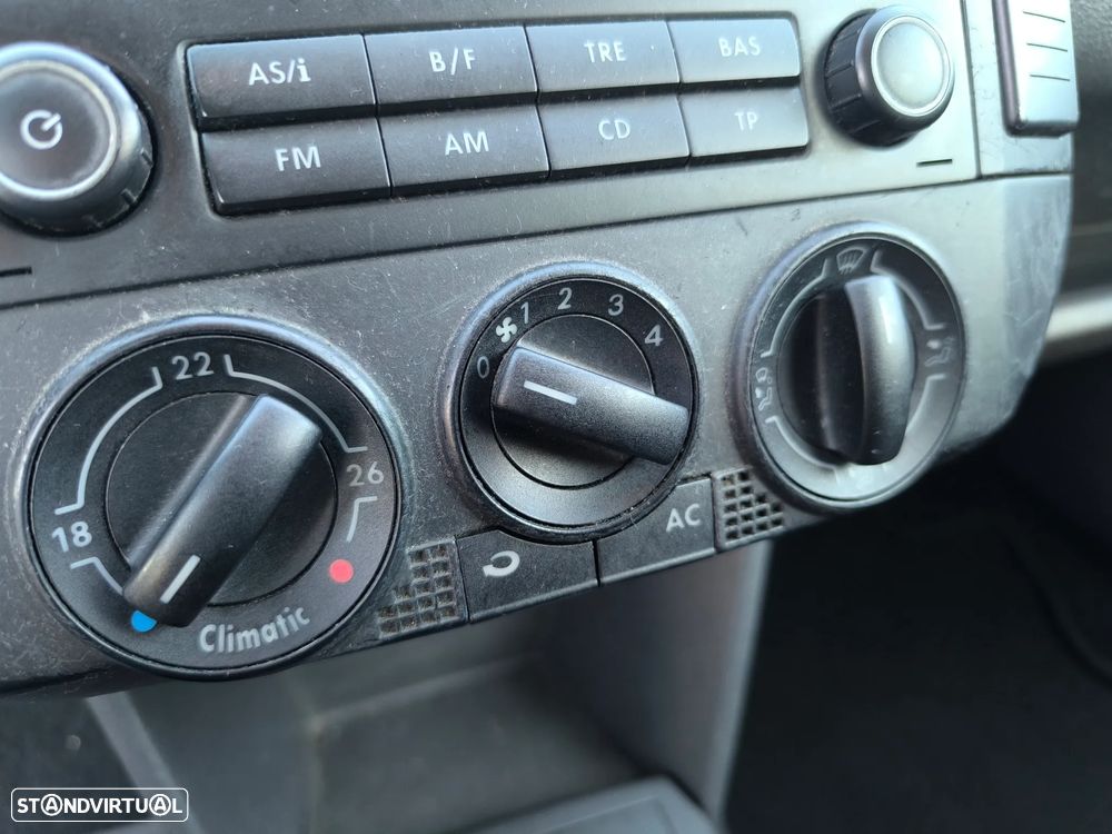 VW Polo 1.2 Live - 13