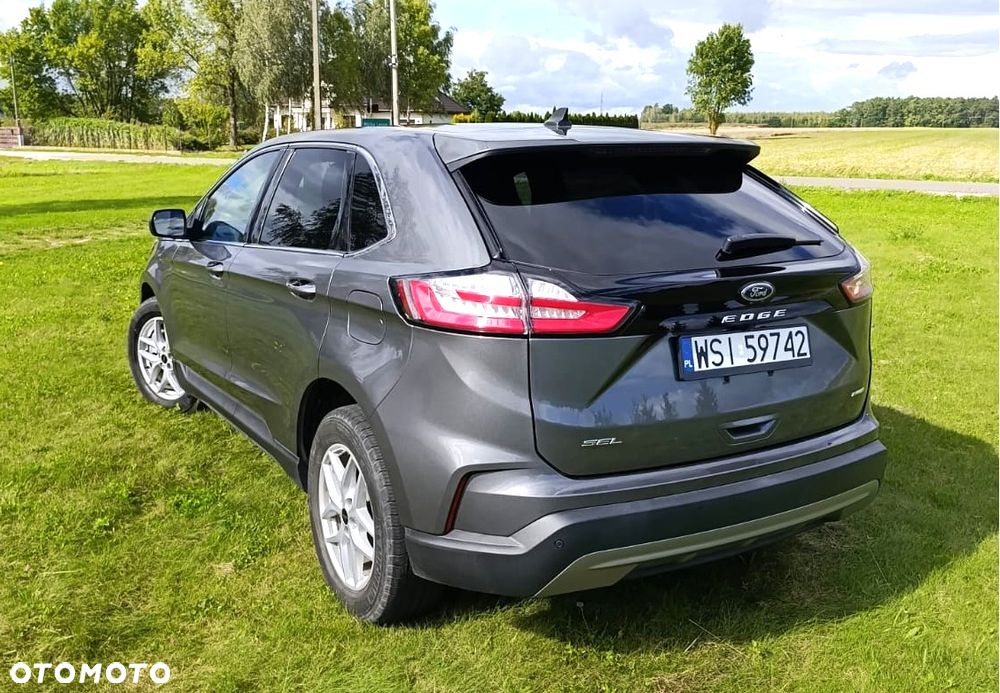 Ford Edge - 8