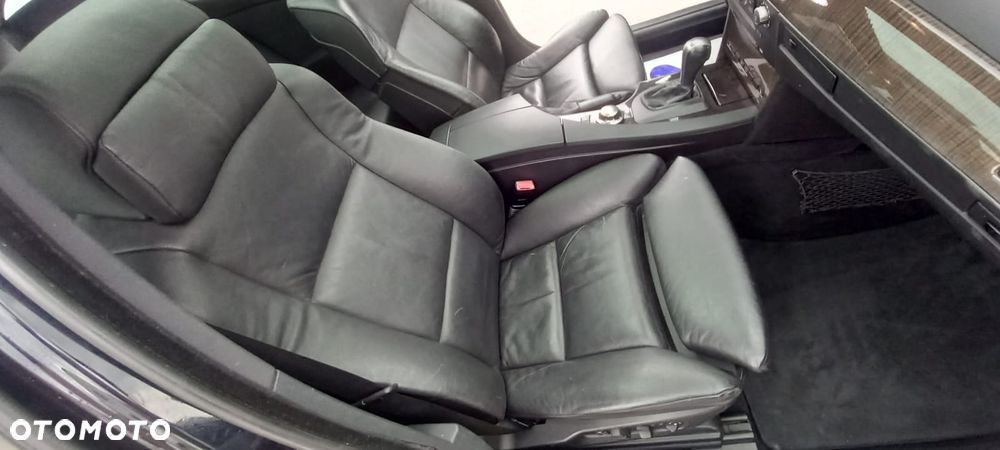 BMW Seria 5 530i - 30
