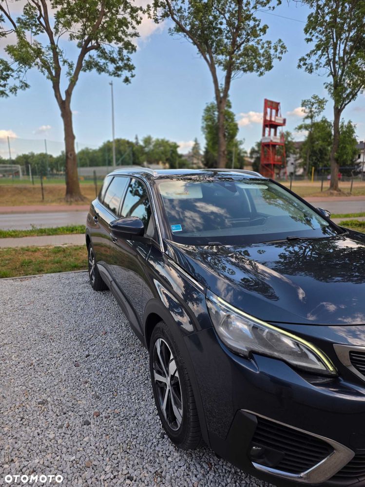 Peugeot 5008 - 3