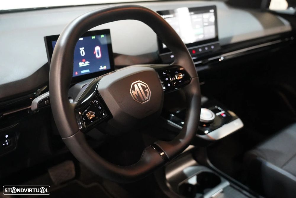 MG MG4 64 kWh Luxury - 9