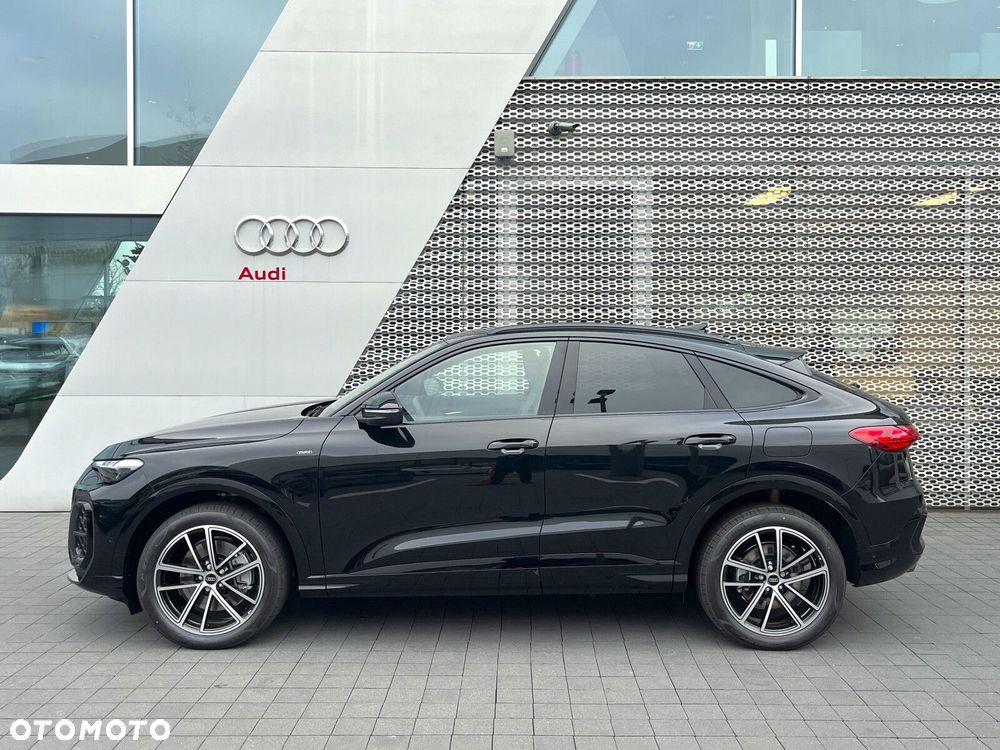 Audi Q5 Sportback - 6