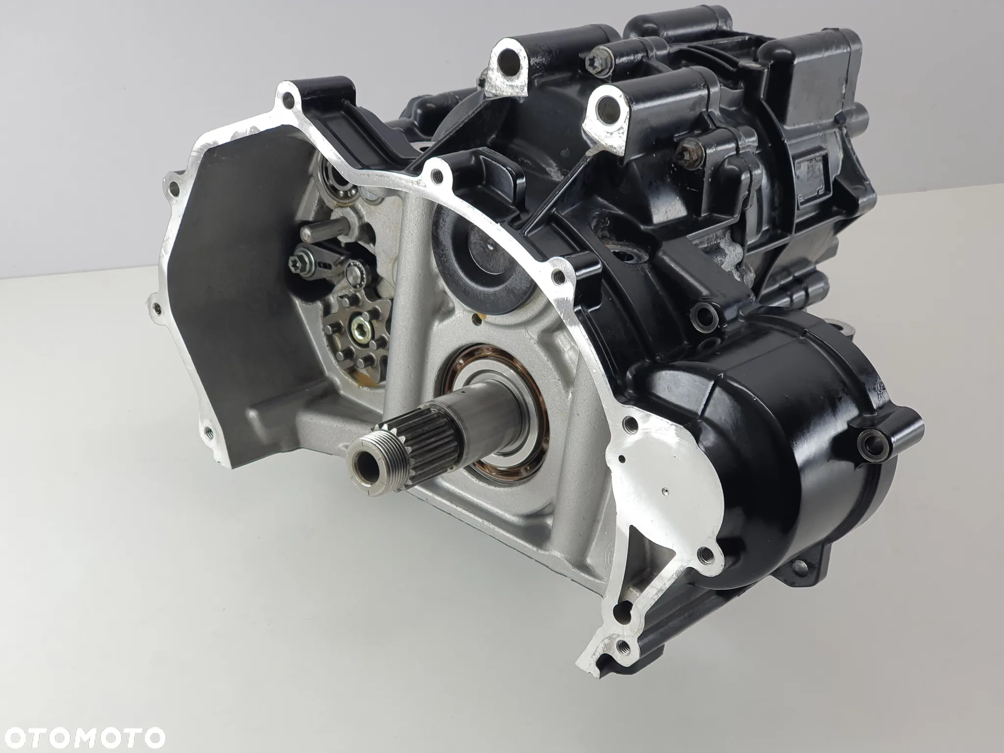SKRZYNIA BIEGOW  CAN AM SPYDER 1330 F3S RT SE6 - 10