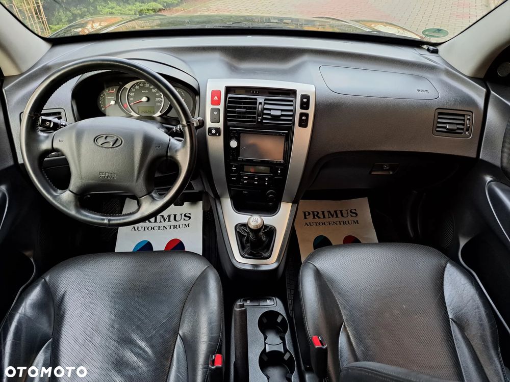 Hyundai Tucson 2.0 Active / Style - 16