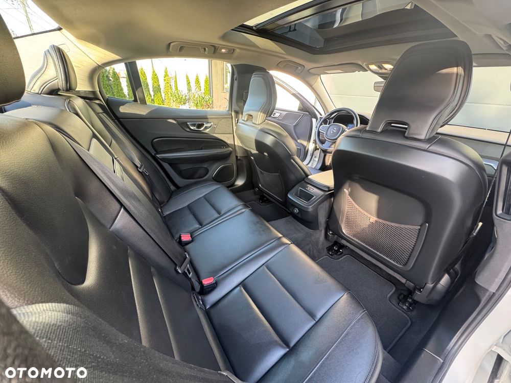 Volvo S60 - 17