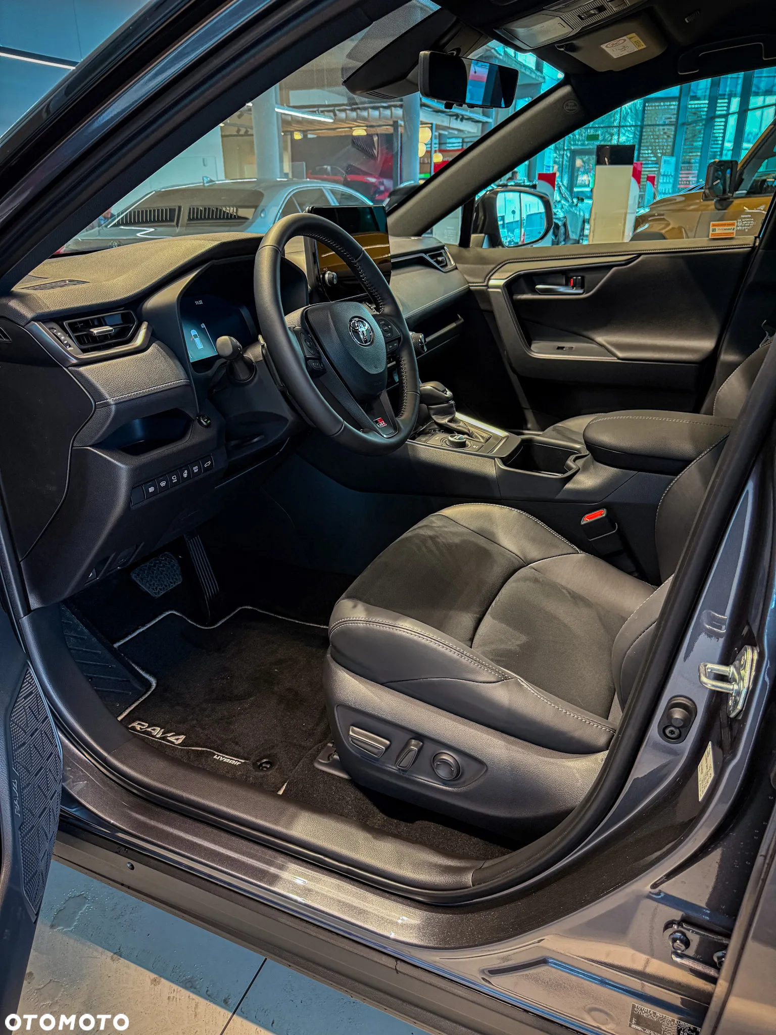 Toyota RAV4 2.5 Hybrid GR Sport 4x4 - 9