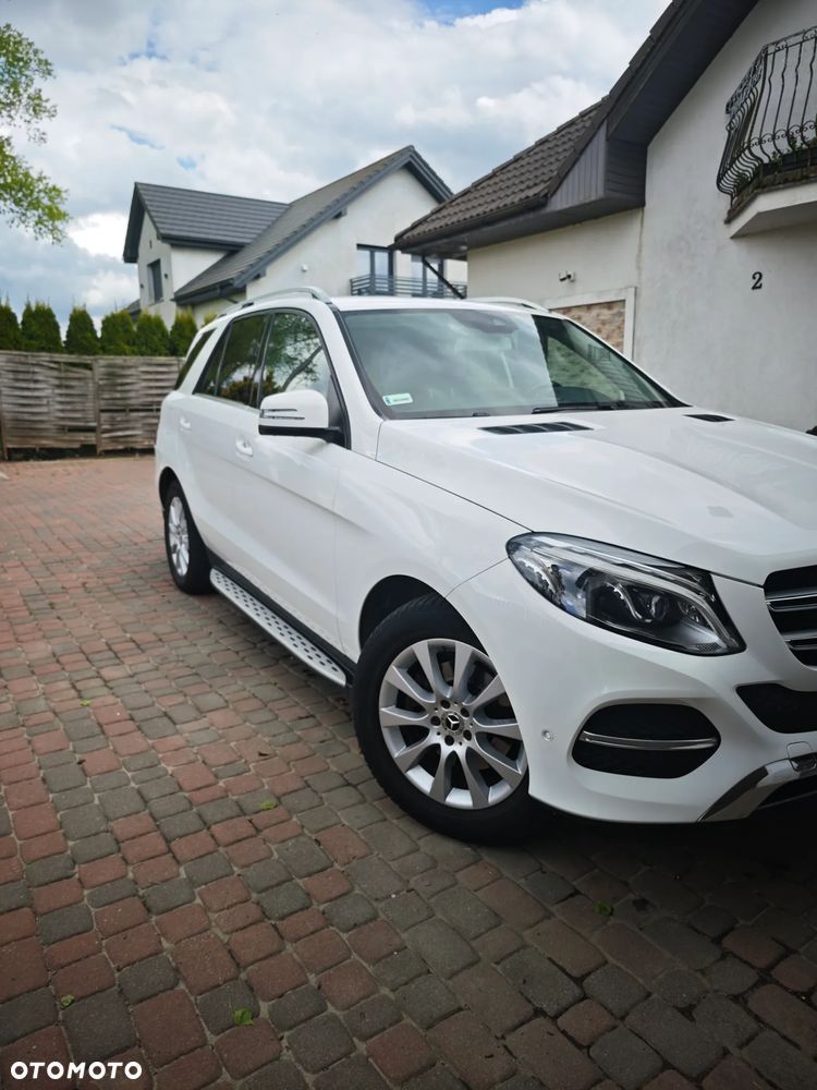 Mercedes-Benz GLE - 29