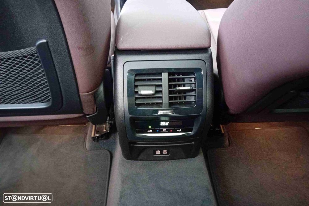 BMW iX3 Inspiring - 15