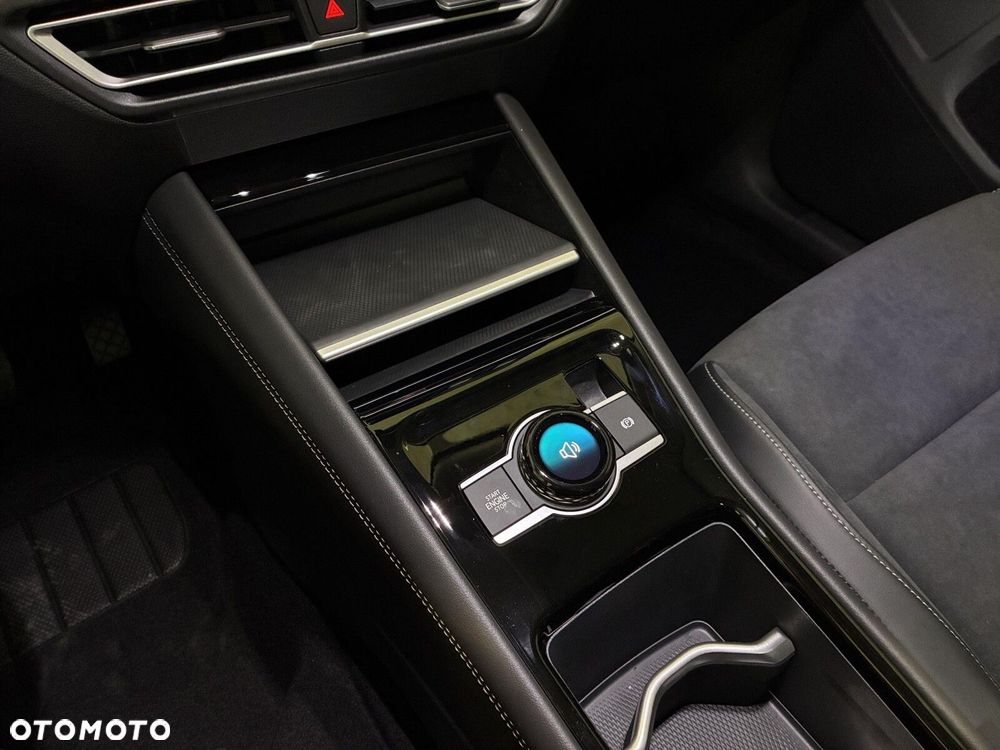 Volkswagen Tiguan - 25