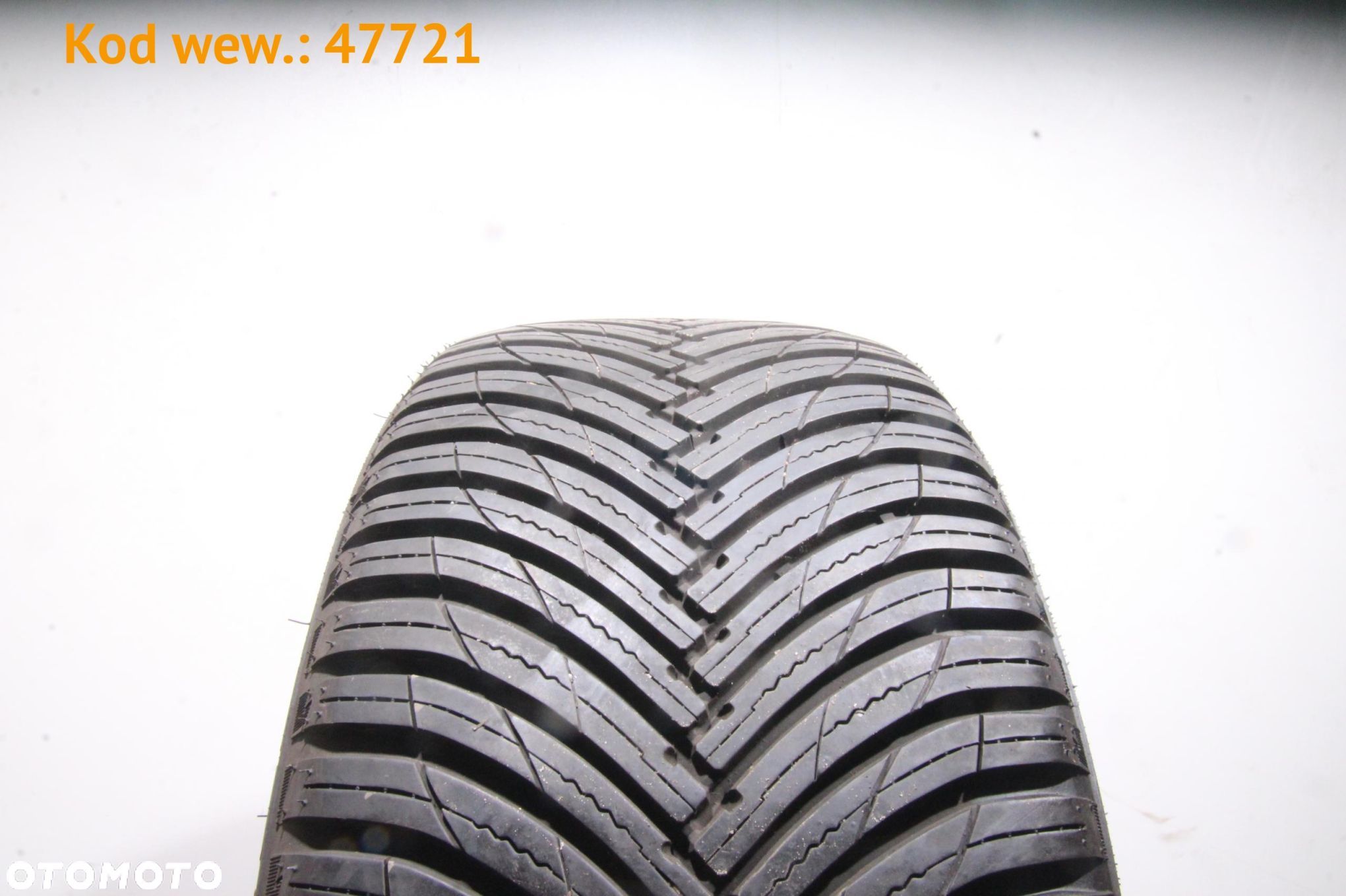 Maxxis Premitra All Season AP3 - 245/45 R19 - 1