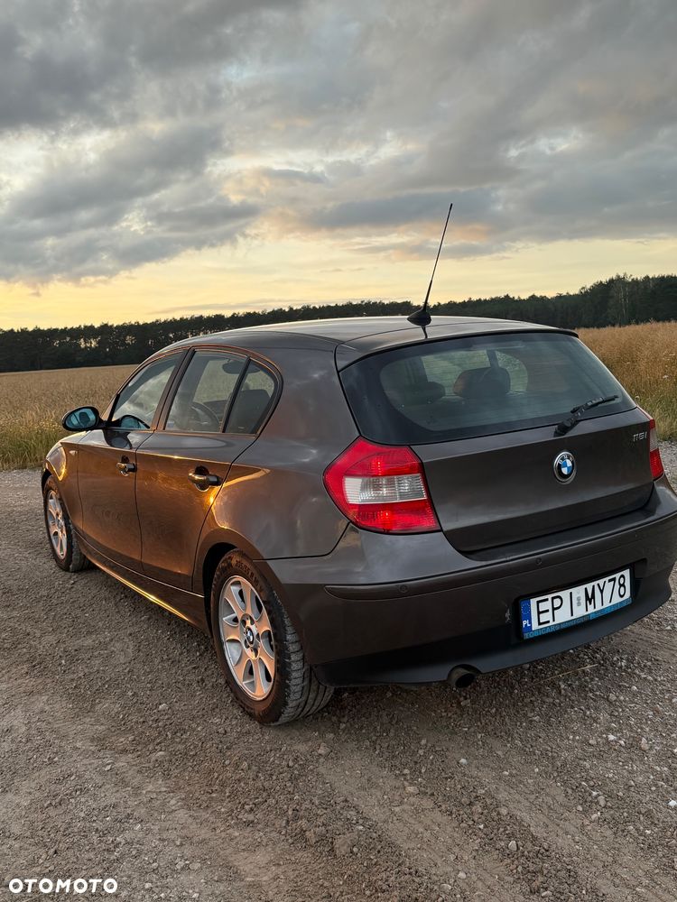 BMW Seria 1 116i - 1
