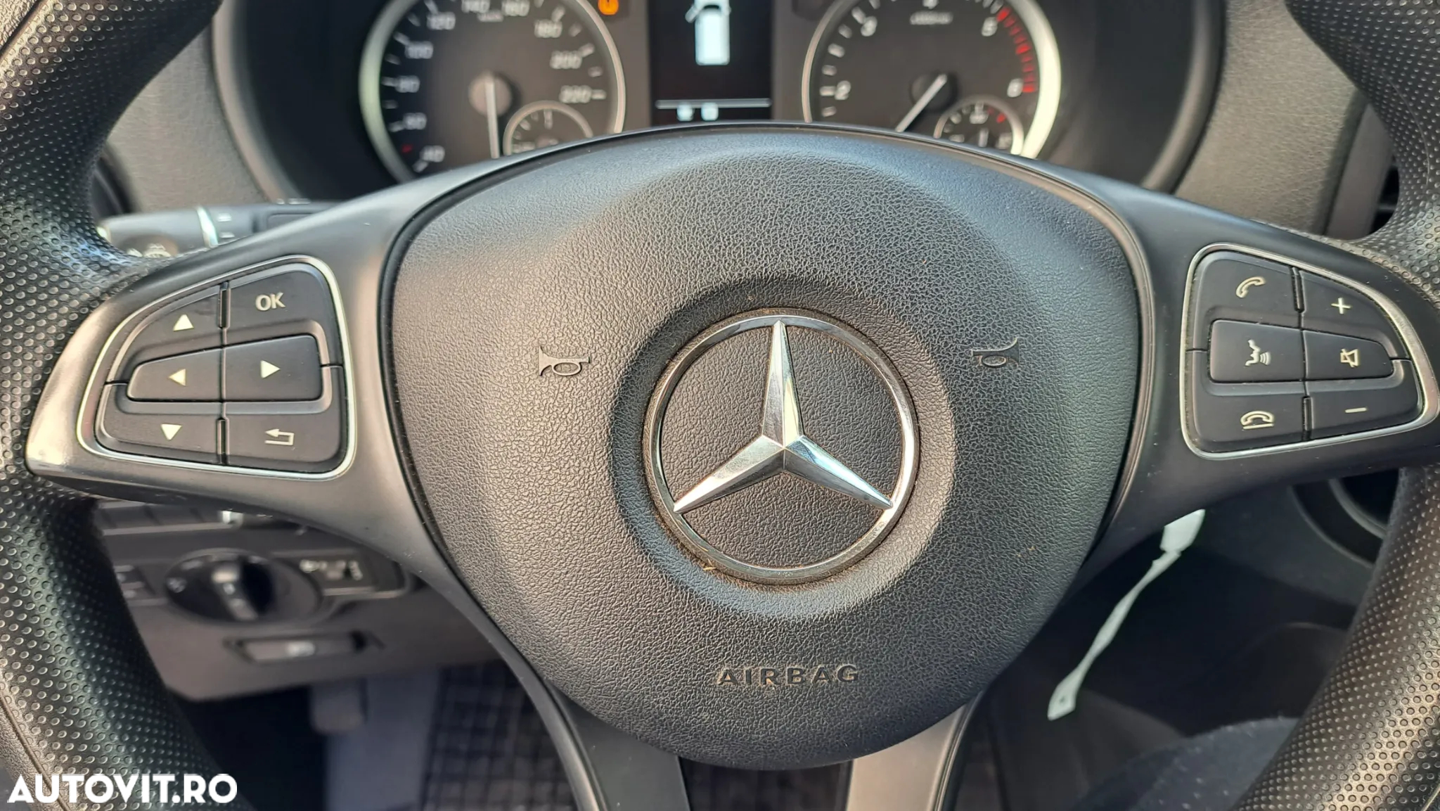 Mercedes-Benz Vito - 27