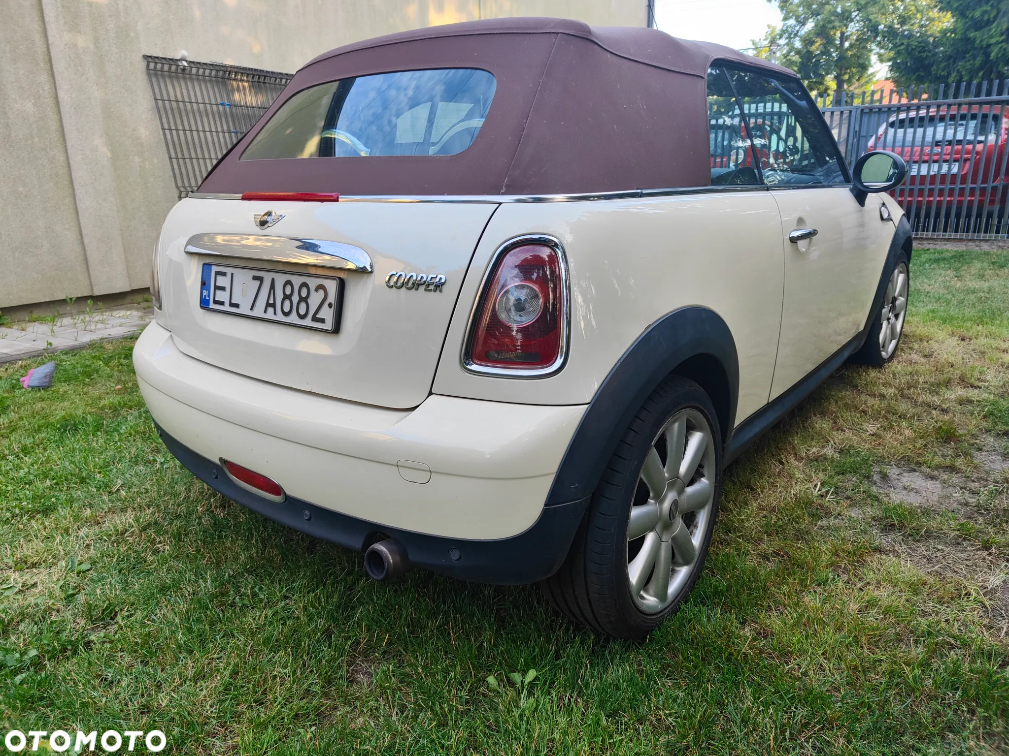 MINI Cooper Cabrio - 5