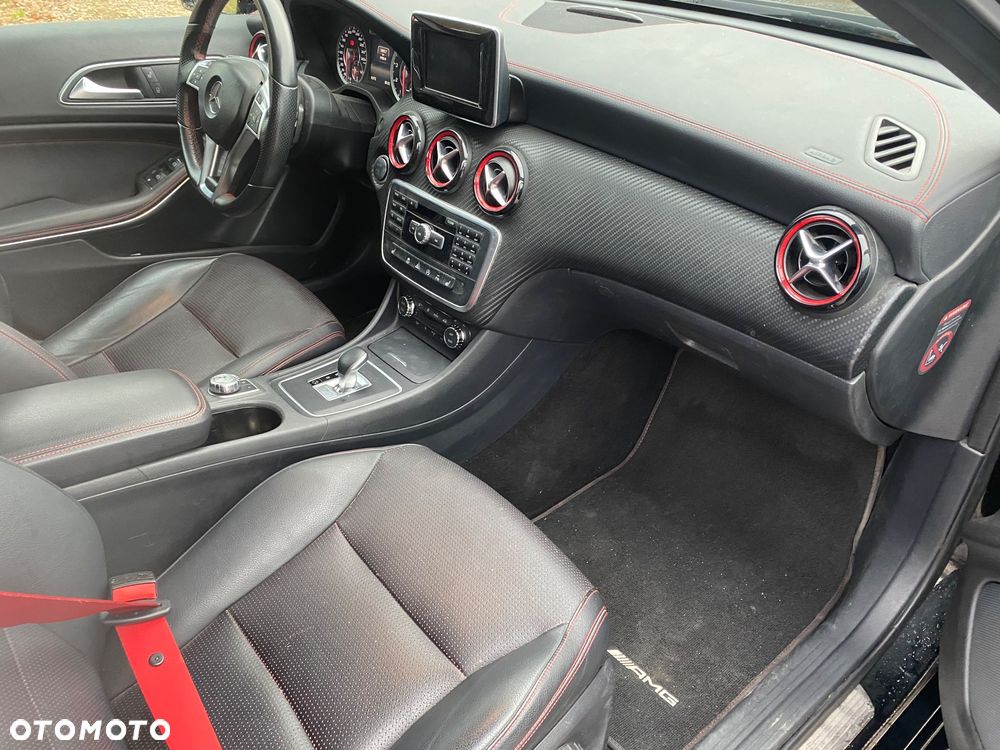 Mercedes-Benz Klasa A 45 AMG 4Matic AMG Speedshift 7G-DCT - 16