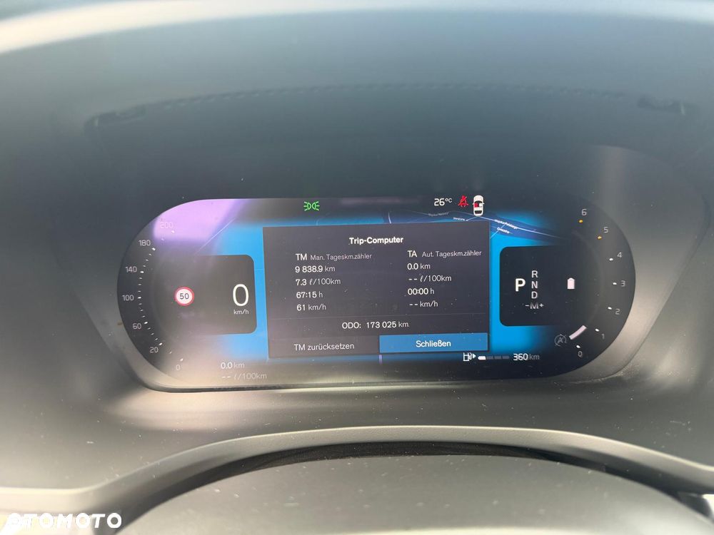 Volvo V60 Cross Country B4 D AWD Geartronic Pro - 11