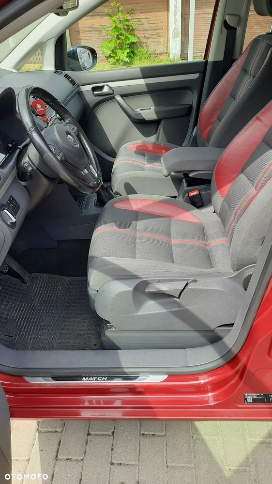 Volkswagen Touran 1.4 TSI MATCH - 10