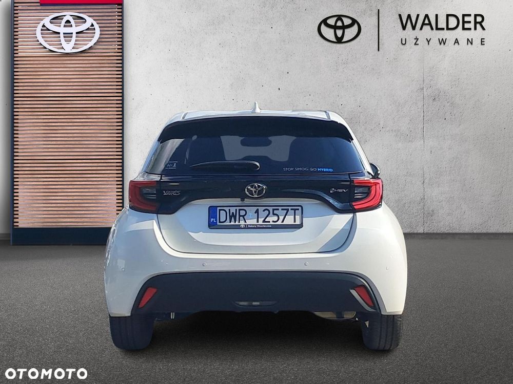 Toyota Yaris Hybrid 1.5 Style - 6