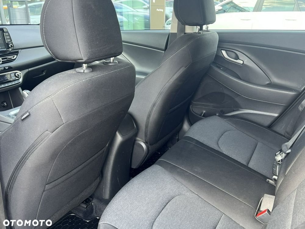 Hyundai i30 1.5 DPI Comfort - 12