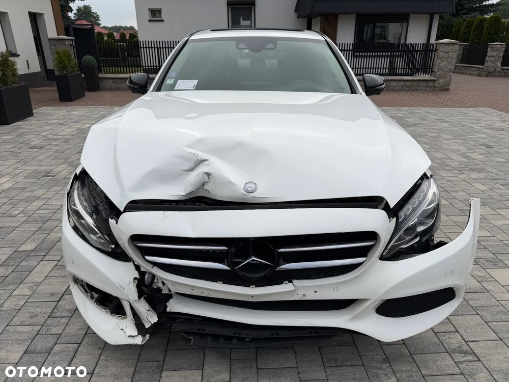 Mercedes-Benz Klasa C 200 7G-TRONIC Exclusive - 8