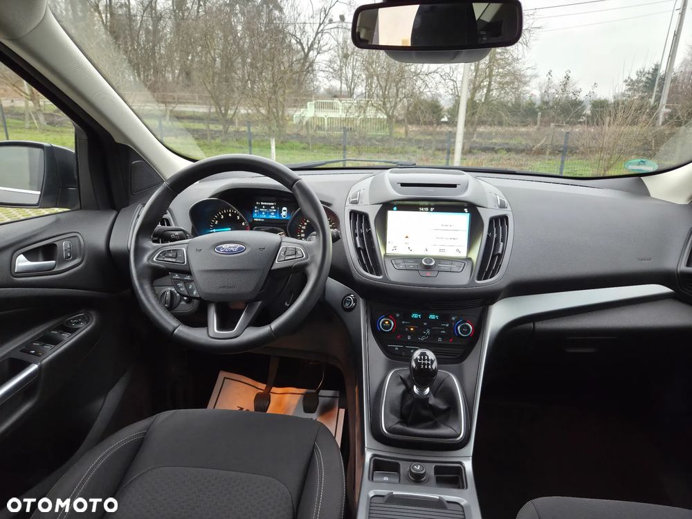 Ford Kuga - 12