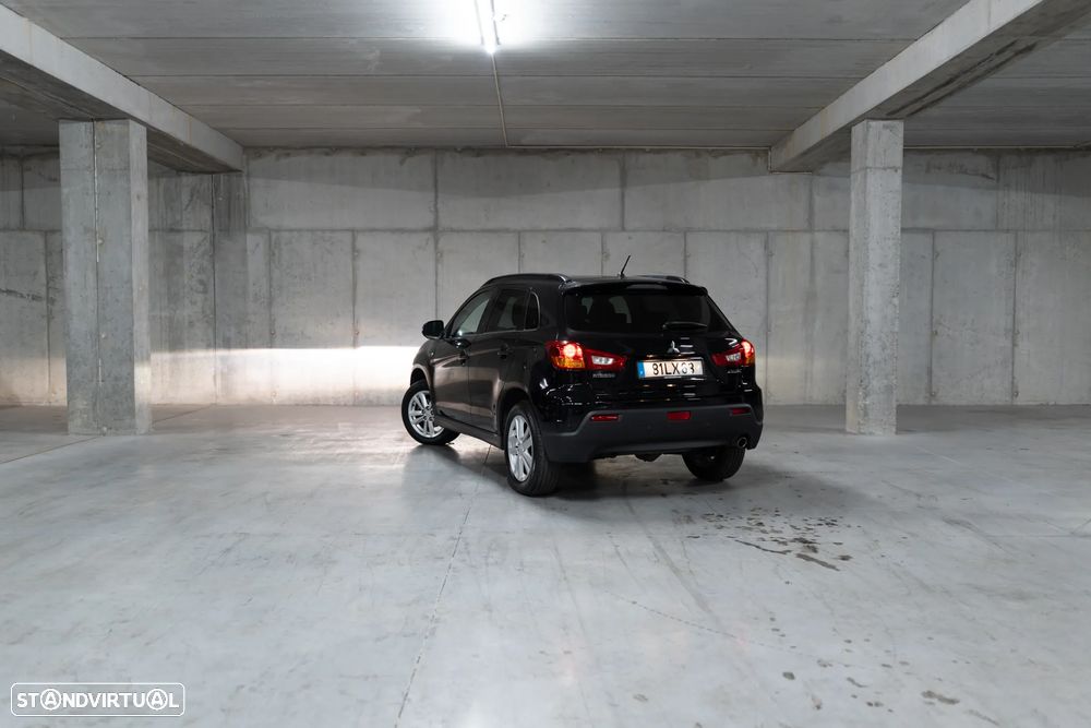 Mitsubishi ASX 1.8 DI-D Instyle - 36