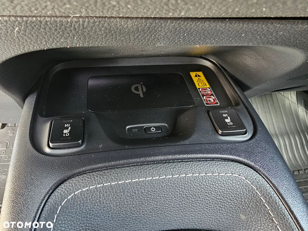 Toyota Corolla 2.0 Hybrid Style - 16