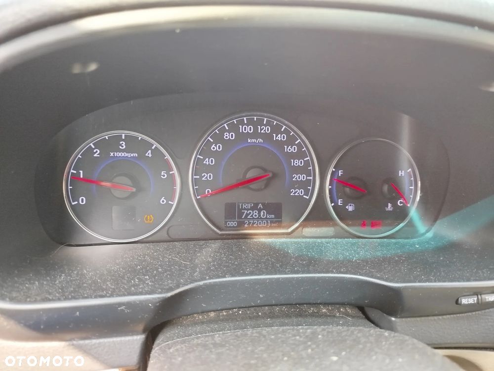 Hyundai Santa Fe 2.0 CRDi Style 2WD 7os - 8