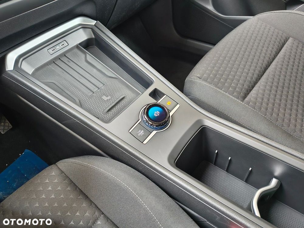 Volkswagen T-Roc 1.5 eTSI Life DSG - 24