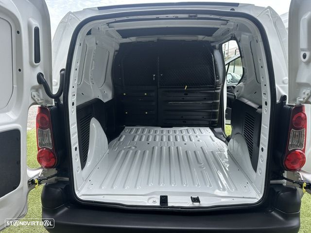 Citroën BERLINGO 3 LUGARES - 7