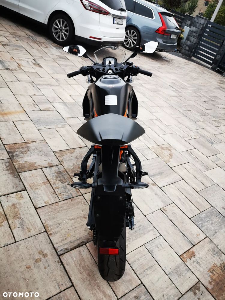 KTM RC 125 - 28