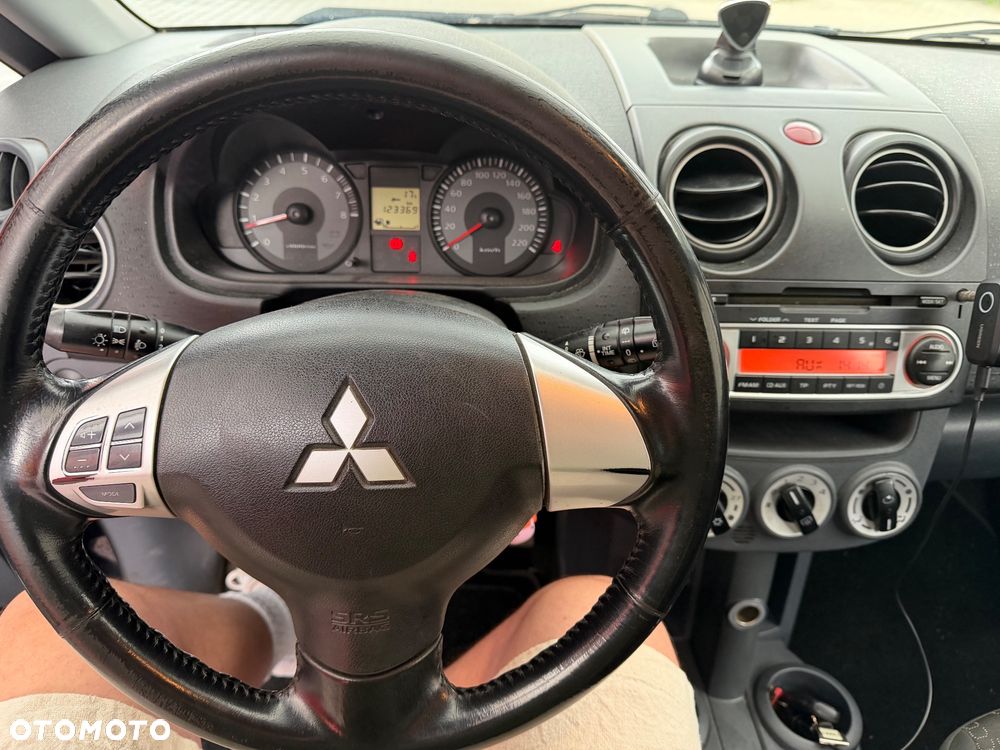 Mitsubishi Colt 1.3 Intense EU5 - 10