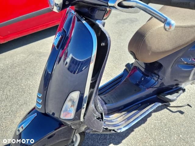 Piaggio Vespa - 12