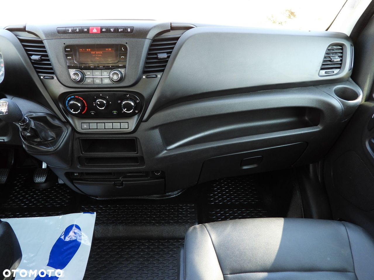 Iveco DAILY 35C16 WYWROTKA PODWÓJNA KABINA DOKA 6 MIEJSC BLIŹNIACZE KOŁA KLIMATYZACJA  160KM - 34