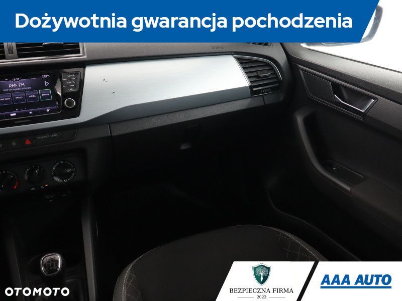 Skoda Fabia - 10