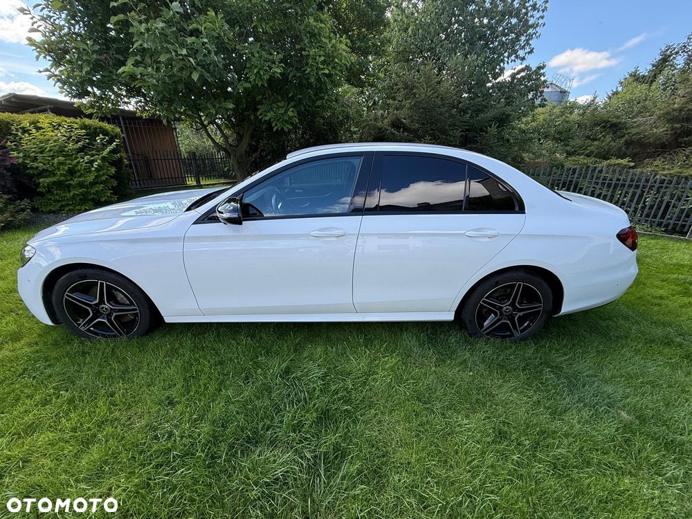 Mercedes-Benz Klasa E 220 d mHEV 4-Matic AMG 9G-Tronic - 6