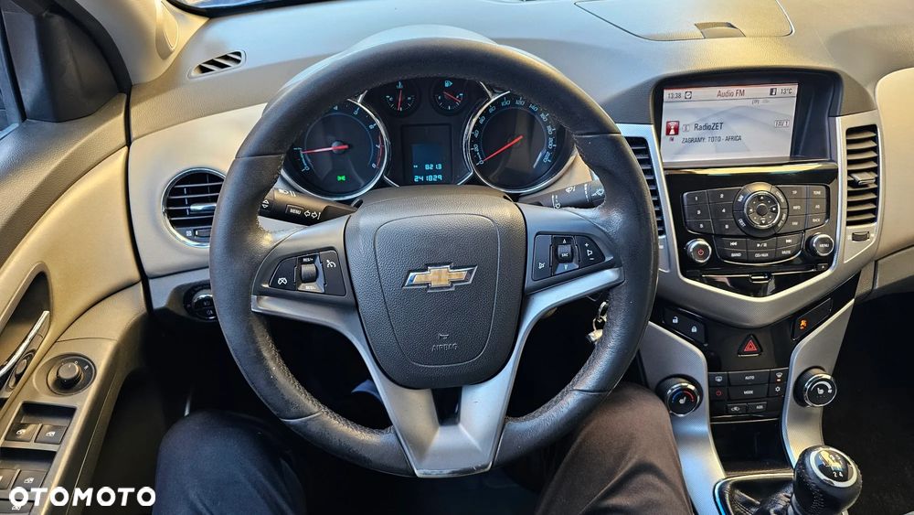 Chevrolet Cruze 1.8 LT+ - 8