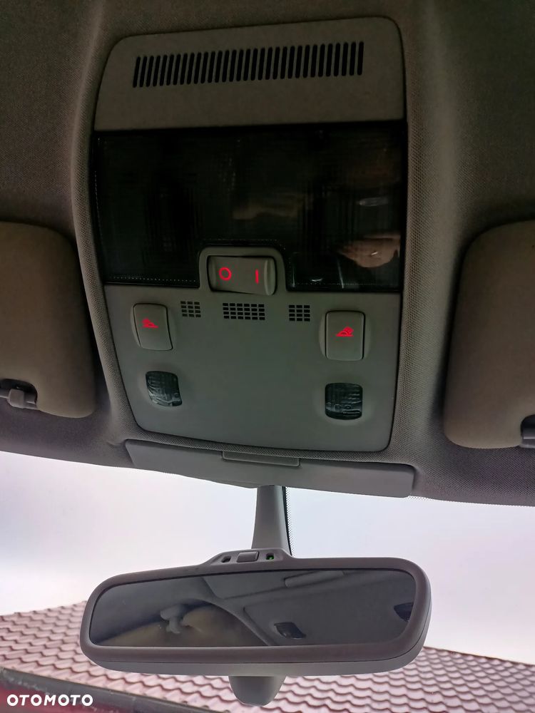 Seat Exeo 2.0 TDI DPF Style - 17