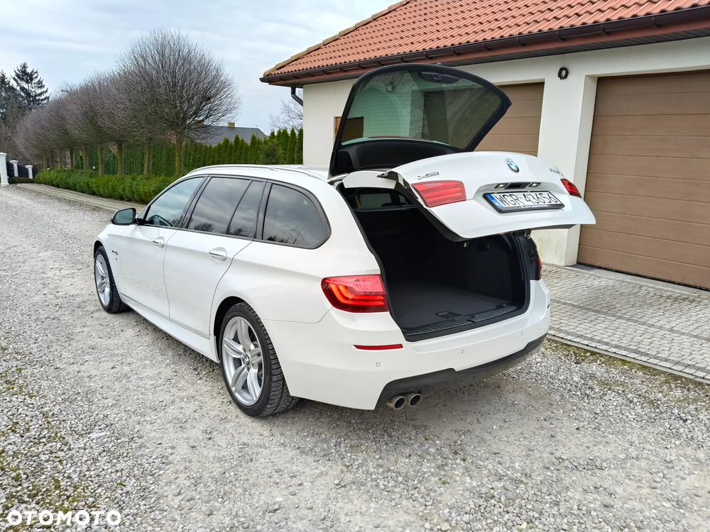 BMW Seria 5 525d xDrive - 21