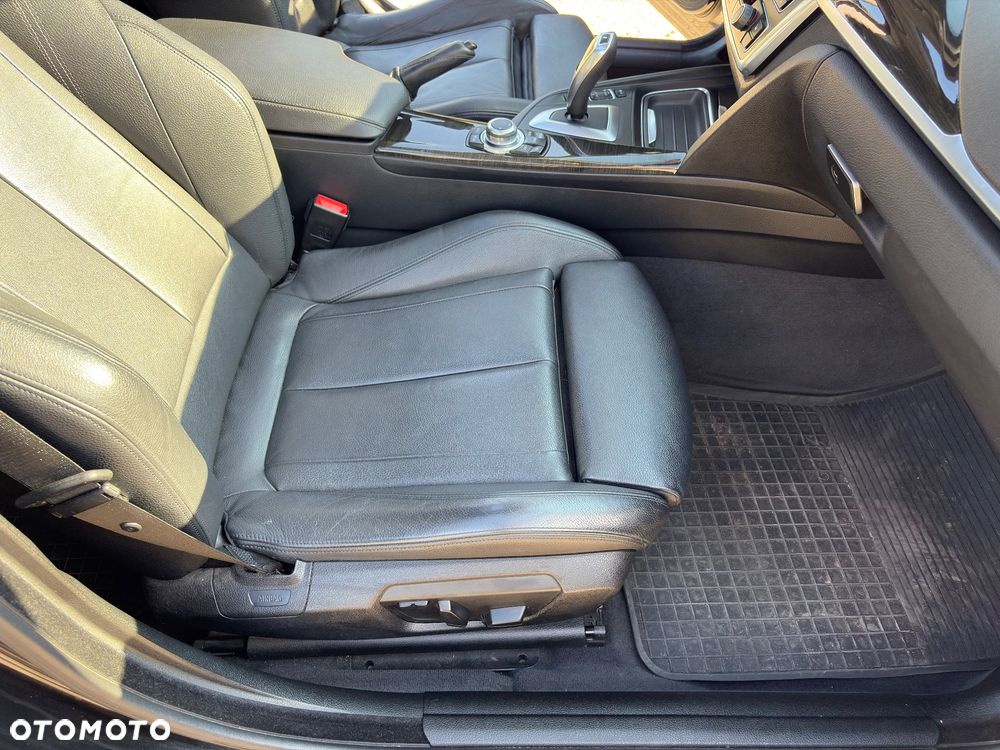 BMW 3GT 320d xDrive Luxury Line - 26