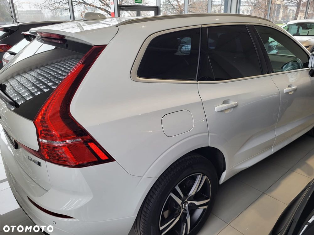 Volvo XC 60 D4 SCR R-Design - 2