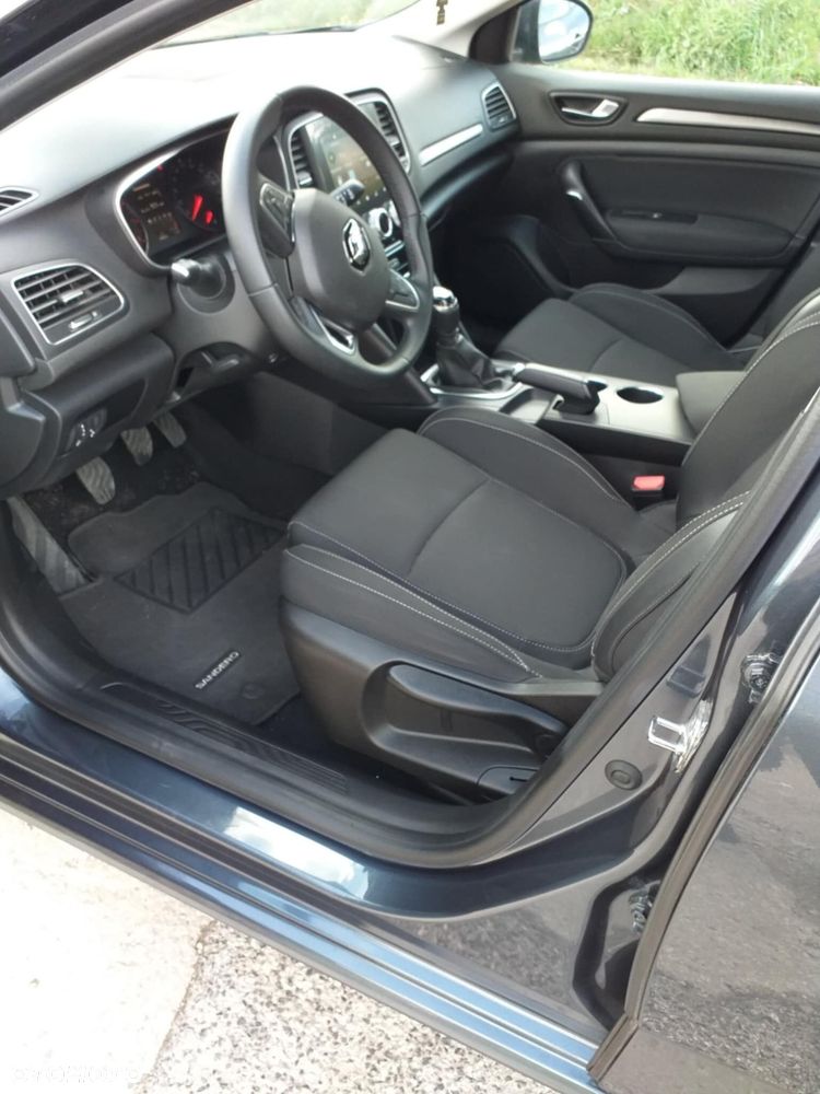Renault Megane - 6
